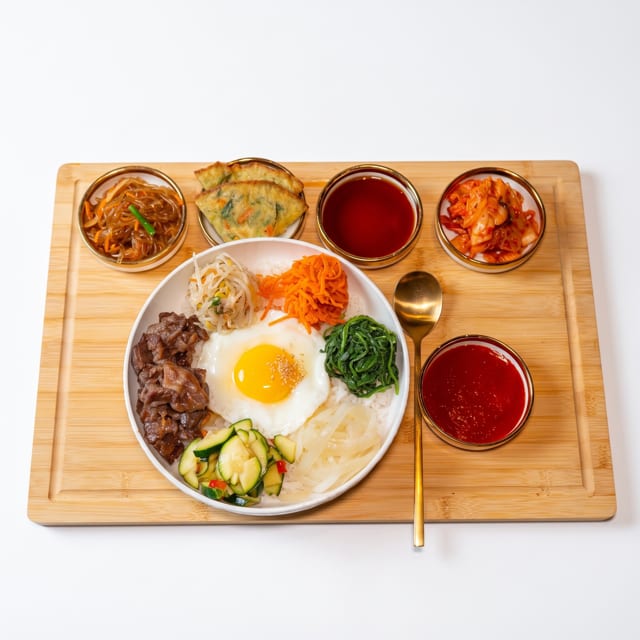 Chef's Royal Bibimbop.